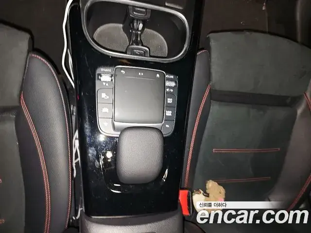 Mercedes-Benz CLA-Class 2022 — Фото 10/17