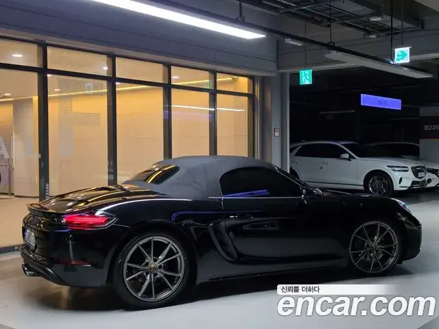 Porsche 718 Boxster 2020 — ფოტო 15/20
