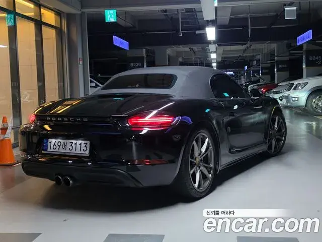 Porsche 718 Boxster 2020 — ფოტო 16/20