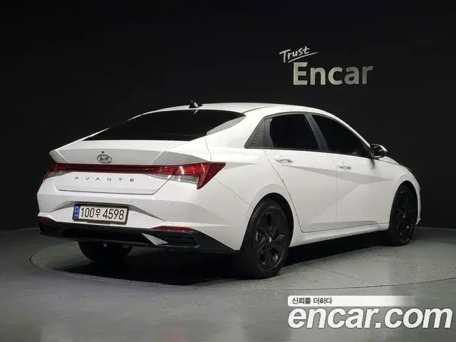 Hyundai Avante 2023 — Фото 3/17