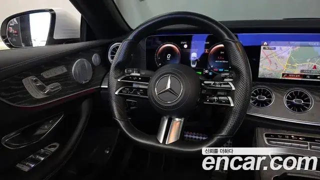 Mercedes-Benz E-Class 2021 — Фото 13/20