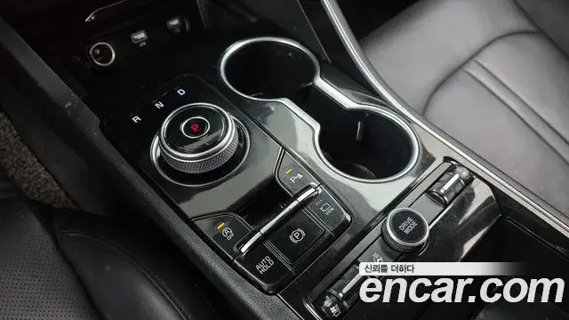 Kia K5 2019 — ფოტო 6/31