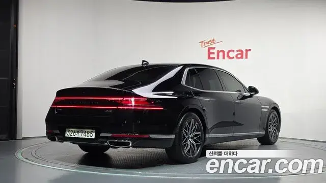 Genesis G90 2022 — Фото 2/20