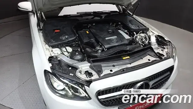 Mercedes-Benz E-Class 2018 — Фото 6/20