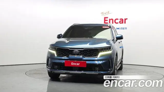 Kia Sorento 2021 — Фото 3/20