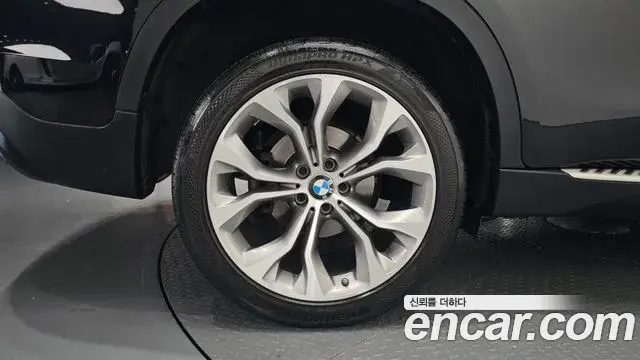 BMW X6 2018 — Фото 5/20
