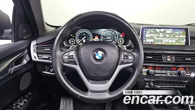 BMW X6 2018 — Фото 12/20