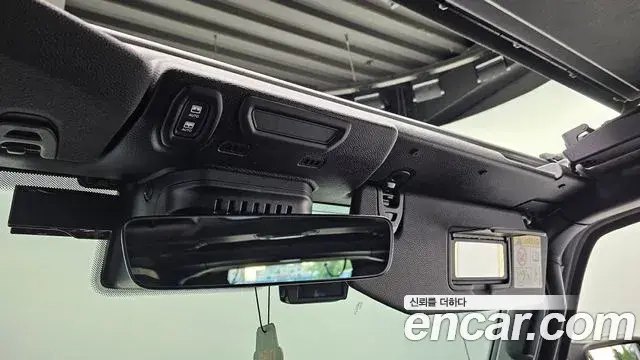 Jeep Wrangler 2019 — Фото 18/20