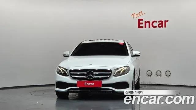 Mercedes-Benz E-Class 2018 — Фото 3/20