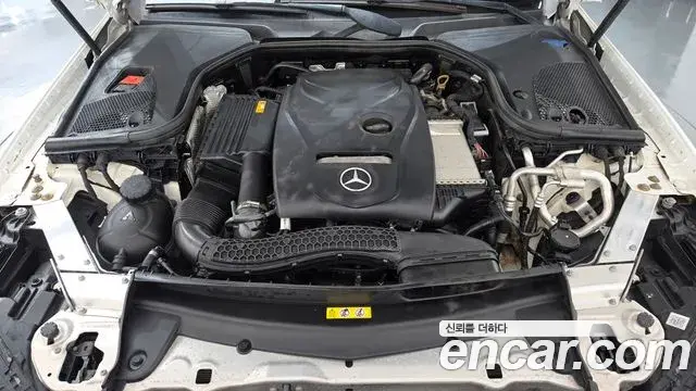 Mercedes-Benz E-Class 2018 — Фото 6/20