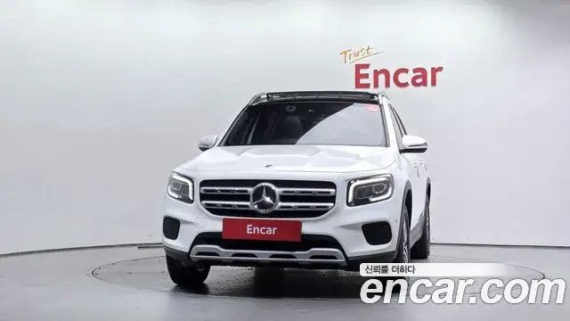 Mercedes-Benz GLB-Class 2021 — Фото 3/20