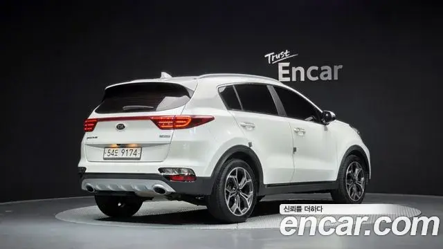 Kia Sportage The Bold 2018 — Фото 2/20