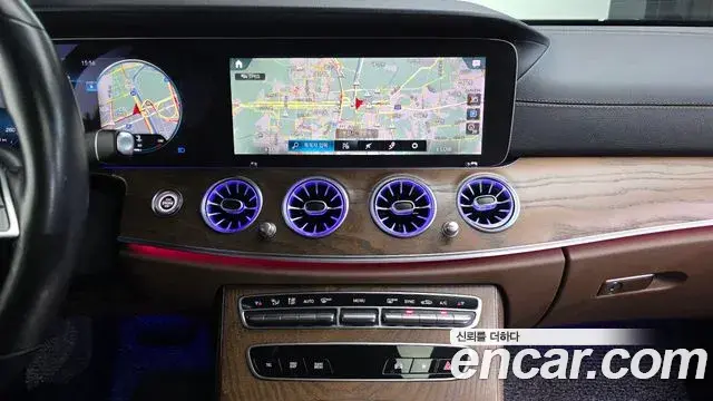 Mercedes-Benz E-Class 2021 — Фото 14/20