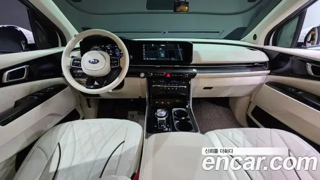 Kia Carnival 2021 — Фото 7/20