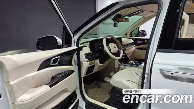 Kia Carnival 2021 — Фото 10/20