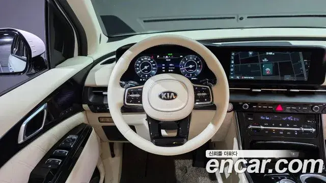 Kia Carnival 2021 — Фото 13/20