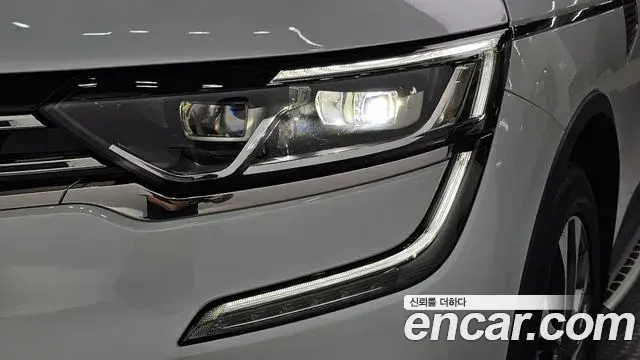 Renault Samsung QM6 2018 — ფოტო 23/33