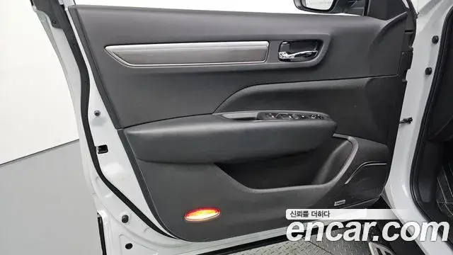 Renault Samsung QM6 2018 — ფოტო 1/33