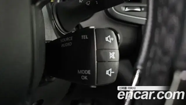 Renault Samsung QM6 2018 — ფოტო 28/33