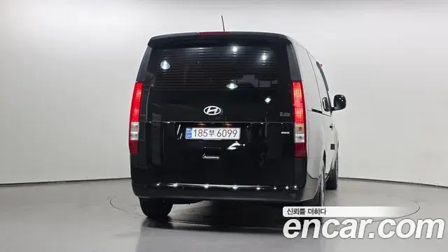 Hyundai Staria 2024 — Şəkil 6/20