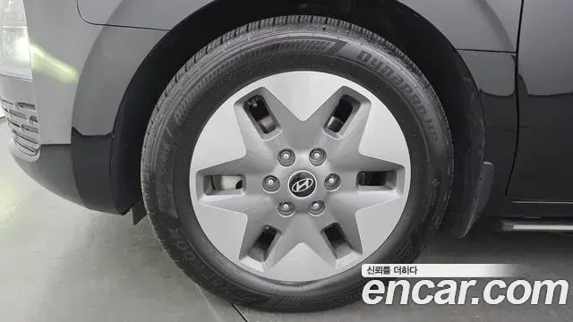 Hyundai Staria 2024 — Şəkil 14/20
