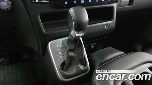 Hyundai Staria 2024 — Şəkil 20/20
