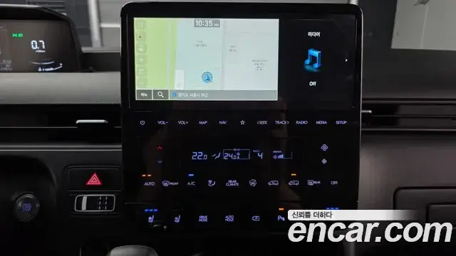 Hyundai Staria 2024 — Şəkil 9/20