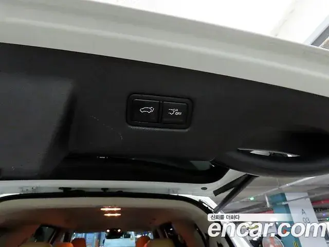 Kia Carnival 2020 — Фото 15/20