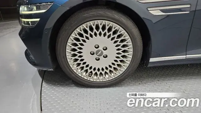 Genesis Electrified G80 2021 — Photo 5/20
