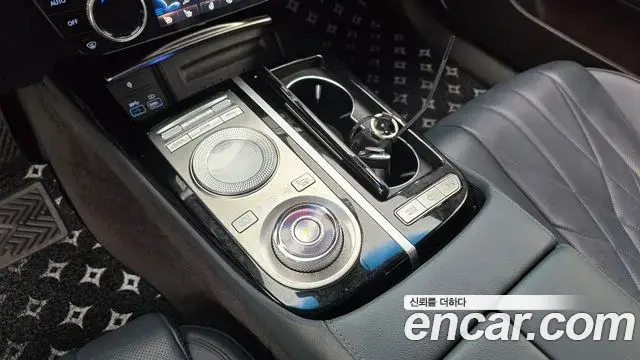Genesis Electrified G80 2021 — Photo 9/20