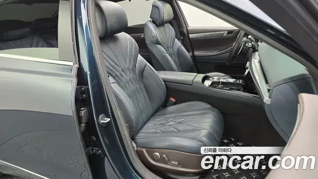 Genesis Electrified G80 2021 — Photo 12/20