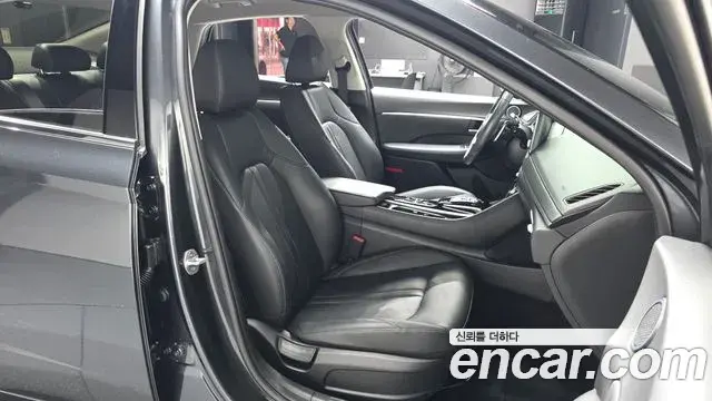 Hyundai Sonata 2023 — Фото 11/20