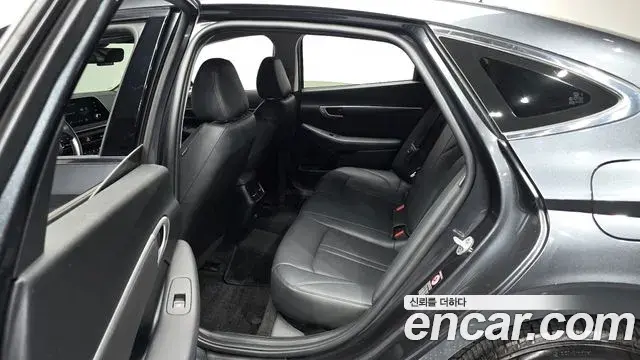 Hyundai Sonata 2023 — Фото 12/20