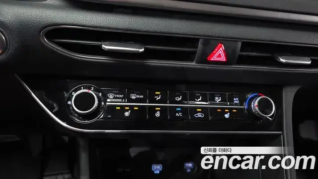 Hyundai Sonata 2023 — Фото 16/20