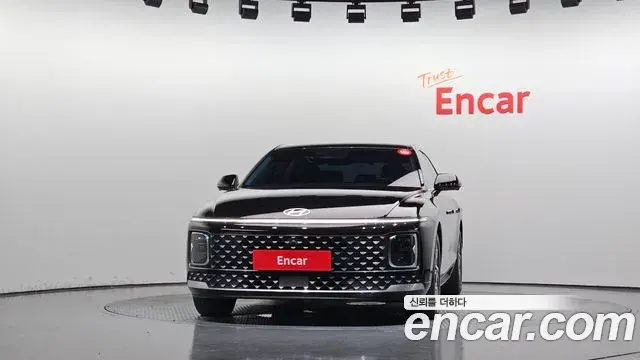 Hyundai Grandeur 2023 — Фото 3/20