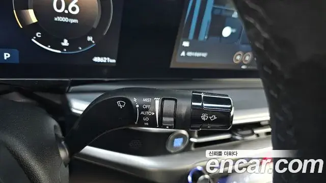 Hyundai Grandeur 2023 — Фото 13/20