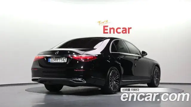 Mercedes-Benz S-Class 2022 — Фото 2/20