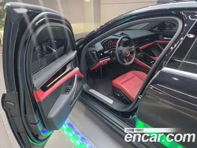 Porsche Panamera 2024 — Photo 11/20