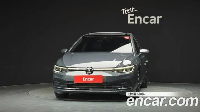 Volkswagen Golf 2024 — Photo 4/20