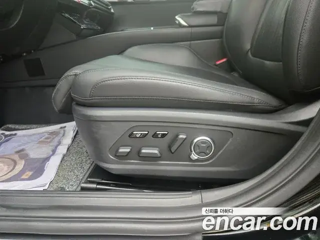 Hyundai Grandeur 2023 — Фото 17/20