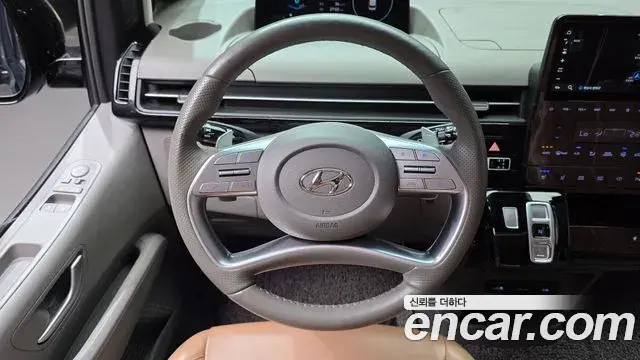 Hyundai Staria 2021 — Фото 13/20
