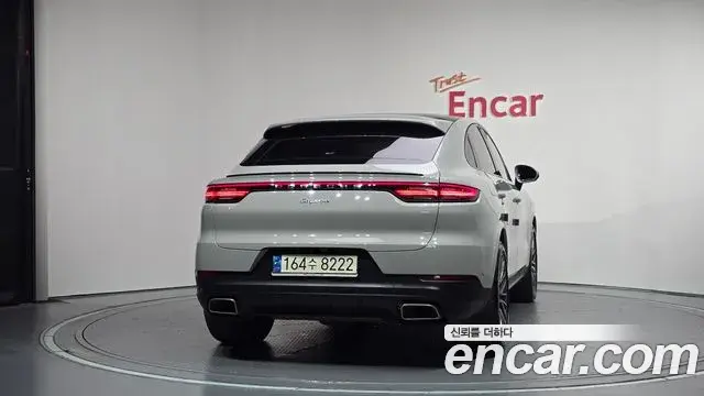 Porsche Cayenne 2021 — Фото 4/20