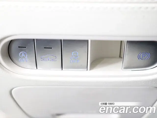 Genesis G90 2022 — Фото 12/20