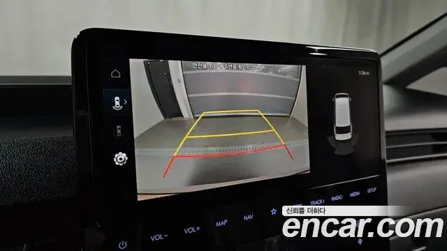 Hyundai Staria 2021 — Фото 15/20