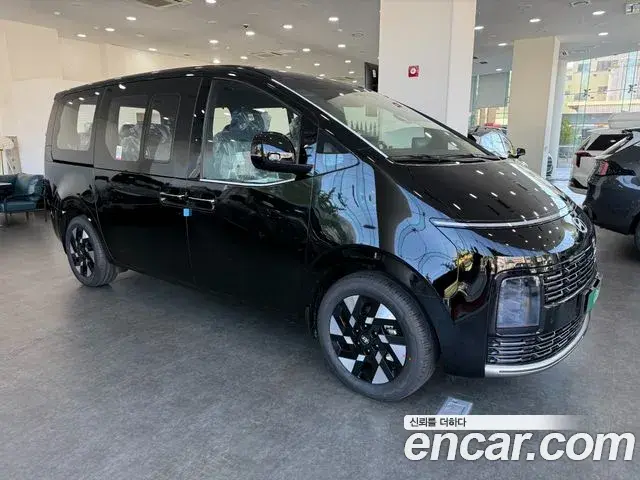 Hyundai Staria 2026 — ფოტო 11/20