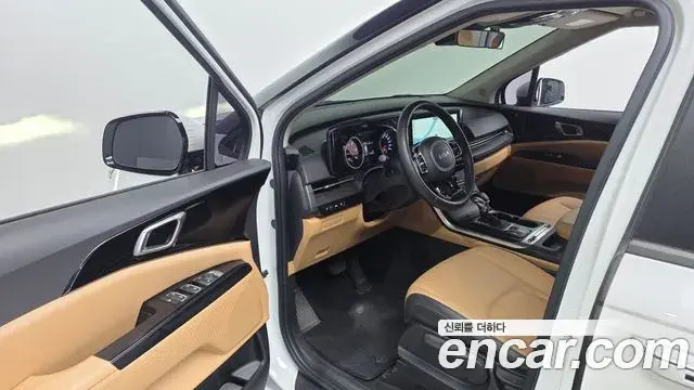 Kia Carnival 2022 — Фото 10/20