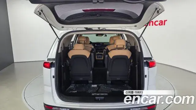 Kia Carnival 2022 — Фото 20/20