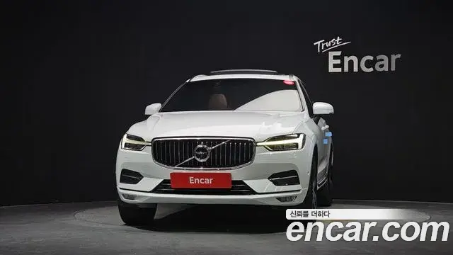 Volvo XC60 2019 — Фото 3/20