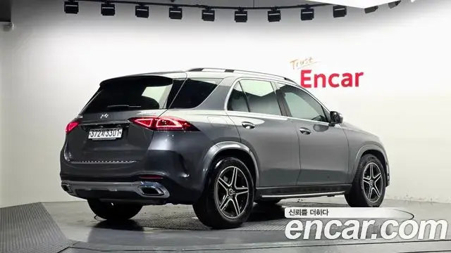 Mercedes-Benz GLE-Class 2019 — Şəkil 2/20
