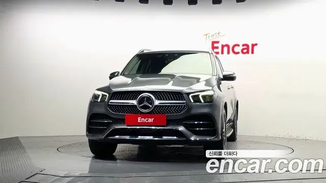 Mercedes-Benz GLE-Class 2019 — Şəkil 3/20